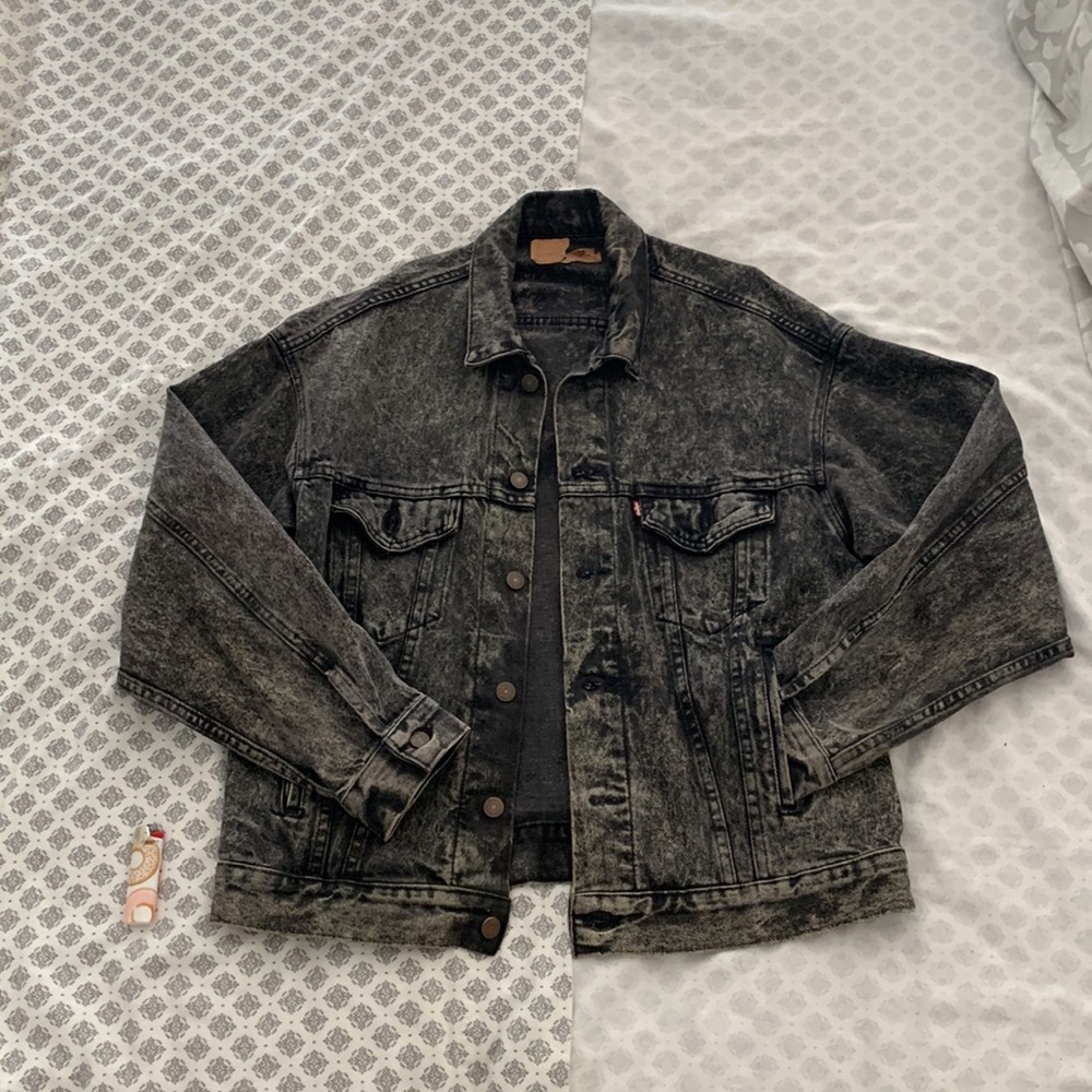 VINTAGE ⚡️ Levi’s Trucker Jean Jacket